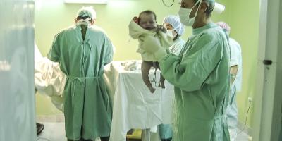 Nowoczesne techniki porodowe – zmniejszają ból, skracają czas porodu