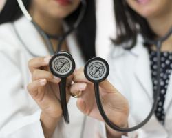 Działalność medycznych towarzystw naukowych 