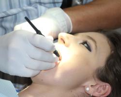 Third teeth, i.e. dental implants – are they worth it?