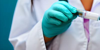 Badania krwi i moczu to najprostszy sposób na ochronę przed rakiem